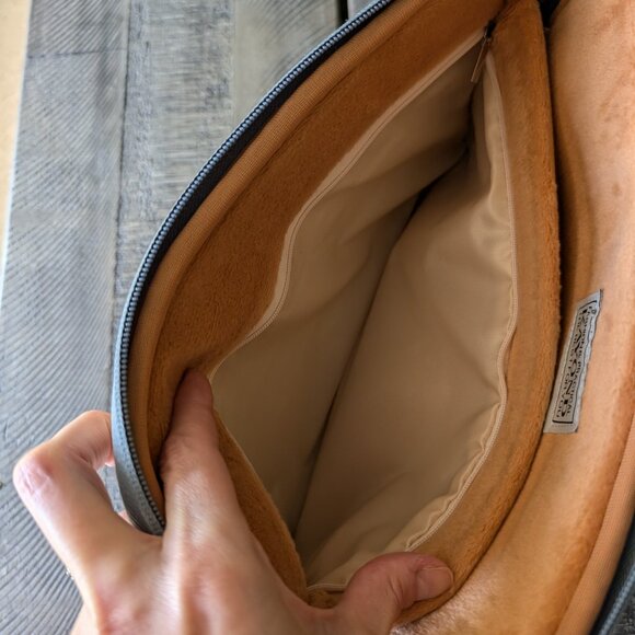 Kayond Travel Laptop Tablet Zippered Bag Multiple Pockets NWOT - Picture 5 of 6